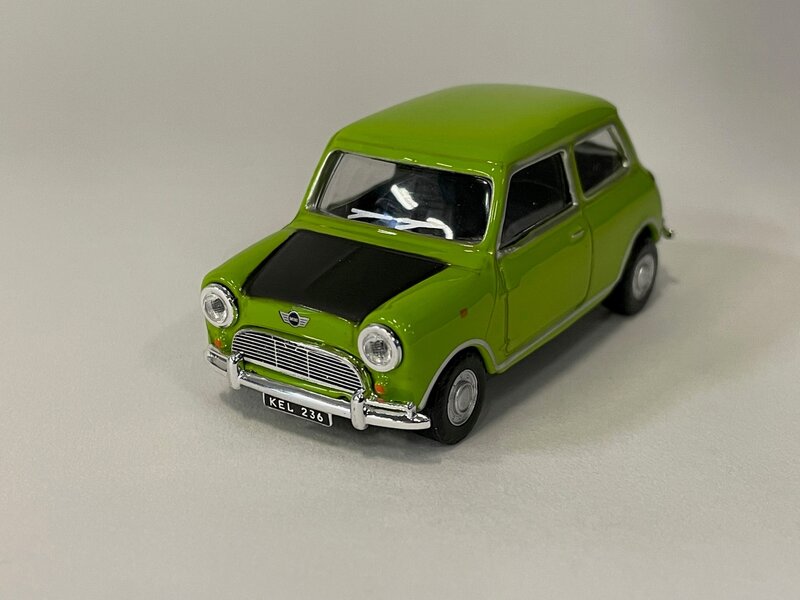 Cararama 1:43 Mini Cooper Mr Bean Tv Series groen zwart