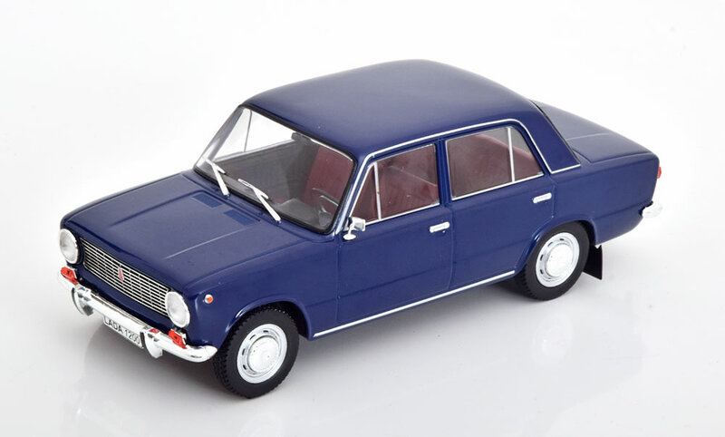 Whitebox 1:24 Lada 1200 donkerblauw