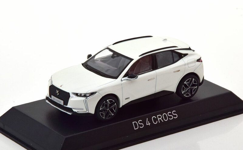 Norev 1:43 DS 4 Cross 2021 Pearl White