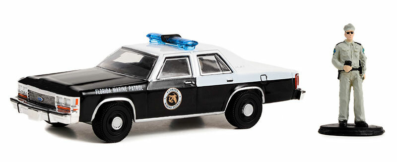 Greenlight 1:64 Ford LTD Crown Victoria 1990 zwart wit Florida Marine Patrol with Police Officer, The Hobby Shop series 14