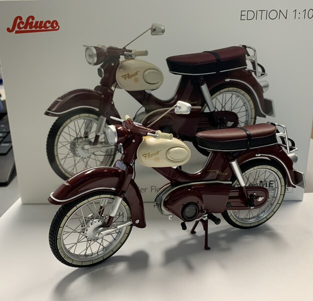 Schuco 1:10 Kreidler Florett Super donkerrood beige motor