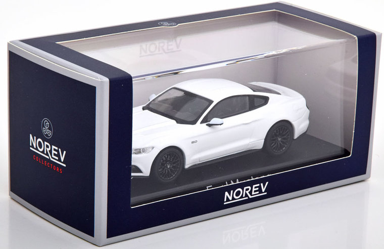 Norev 1:43 Ford Mustang 2016 - White in vitrine