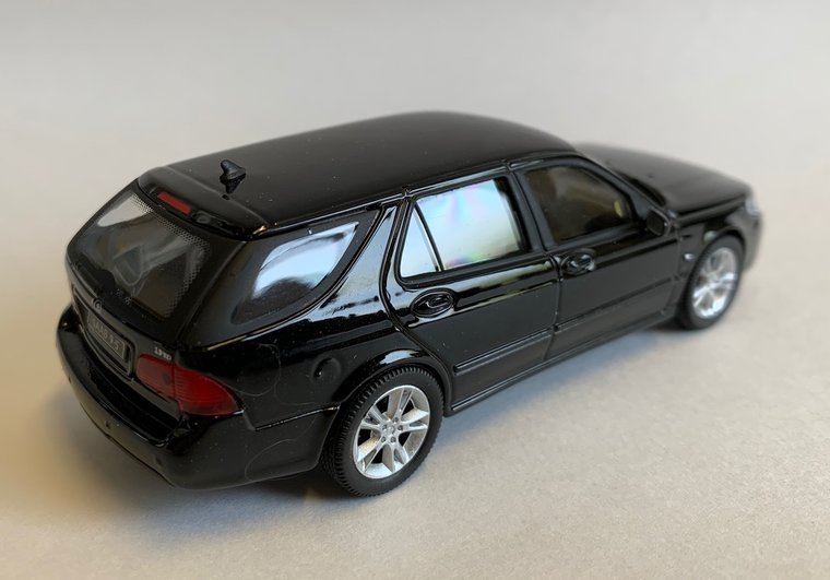 Cararama 1:43 Saab 95 Touring zwart