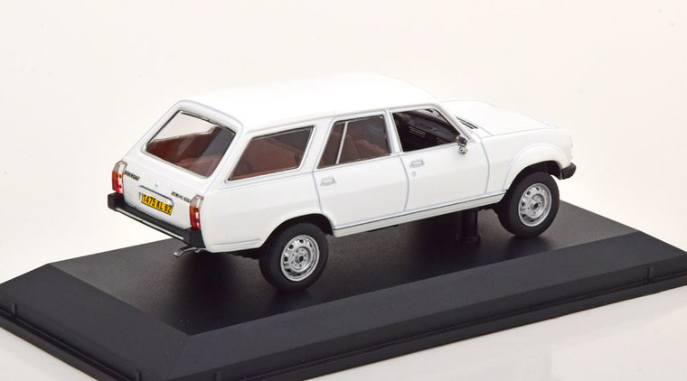 Norev 1:43 Peugeot 504 Break Dangel 1980 wit 