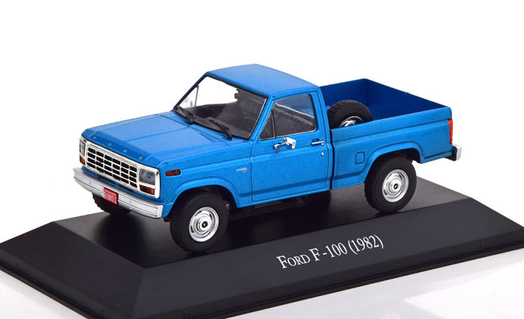 Atlas 1:43 Ford F-100 1982 blauwmetallic in blisterverpakking