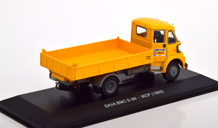 Atlas 1:43 Sava BMC S66 MOP 1962 geel in blisterverpakking