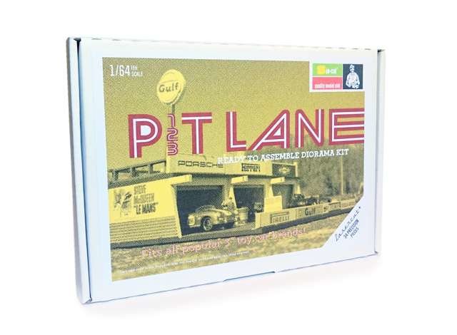 Sjo Cal 1:64 Pitlane Gulf Diorama Kit, Ready to assemble diorama houten modelkit