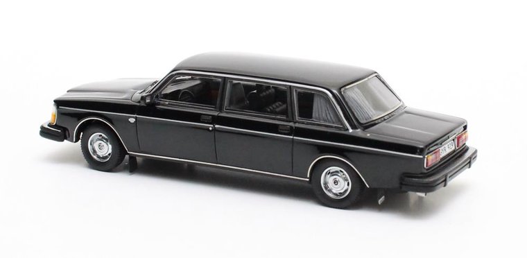 Matrix 1:43 Volvo 264 TE Limousine 1978 zwart