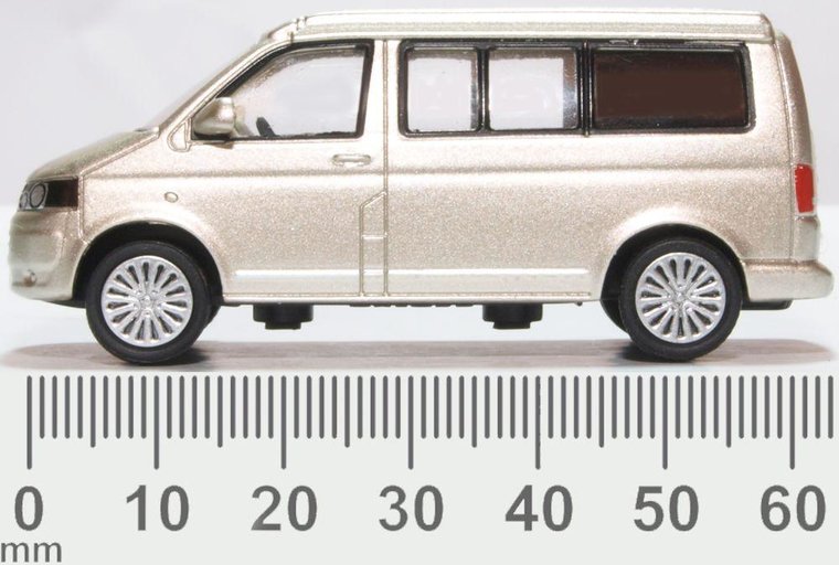 Oxford 1:76 Volkswagen T5 Camper beige