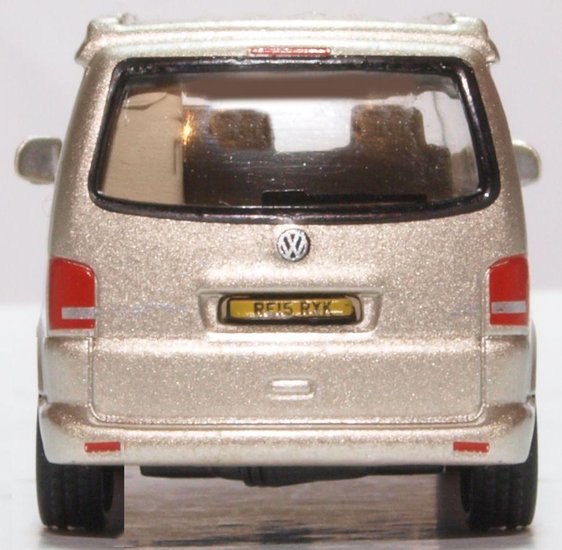 Oxford 1:76 Volkswagen T5 Camper beige