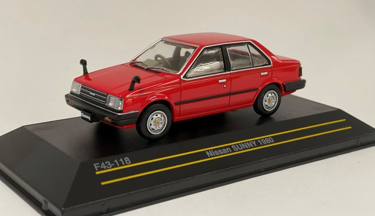 First43 1:43 Nissan Sunny 1980 rood