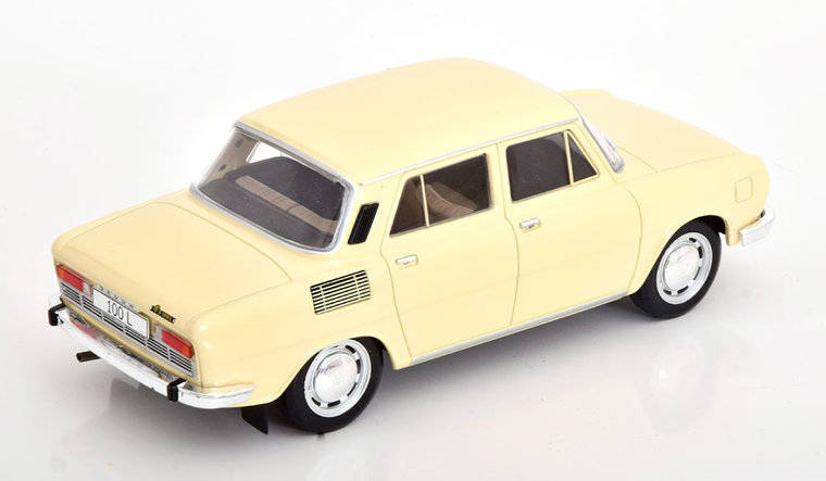 Whitebox 1:24 Skoda 100 L licht beige