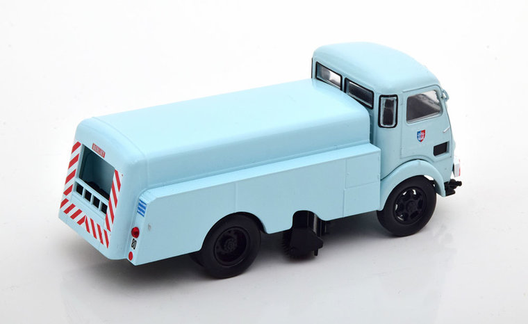 Atlas 1:43 Berliet GLB Kehmaschine 1955 lichtblauw in blisterverpakking