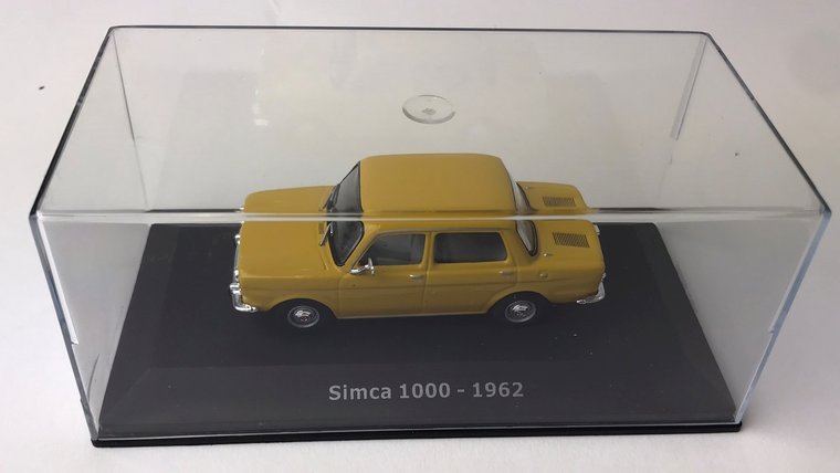 Atlas 1:43 Simca 1000 geel 1962 in vitrine