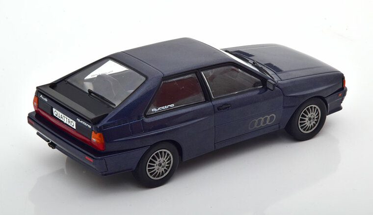 Whitebox 1:24 Audi Quattro B2 donkerblauw metallic