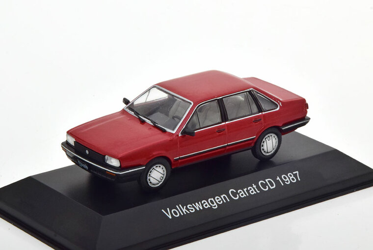 Atlas 1:43 Volkswagen Carat CD Passat 1987 rood, in blisterverpakking