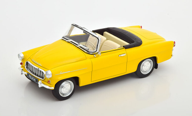 Whitebox 1:24 Skoda Felicia Cabrio, geel