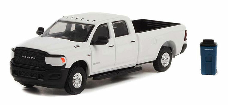 Greenlight 1:64 Ram 2500 Tradesman with Garbage Bin 2021 wit, Hobby Shop Series 13