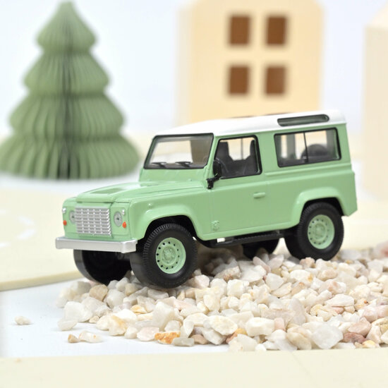 Norev 1:43 Land Rover Defender 1995 Green &amp; White, in blisterverpakking -  Jet-car