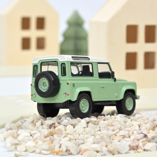 Norev 1:43 Land Rover Defender 1995 Green &amp; White, in blisterverpakking -  Jet-car