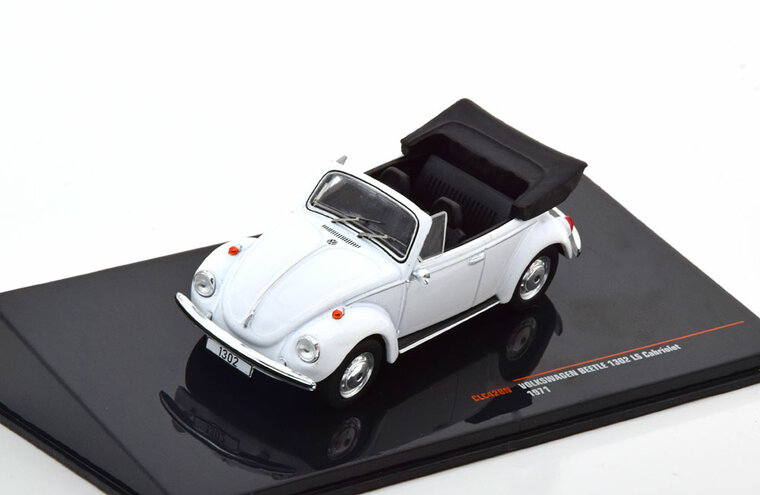 IXO 1:43 Volkswagen Kever 1302 LS Cabriolet 1971 wit