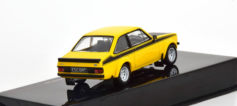 IXO 1:43 Ford Escort MK2 RS 1800 1976 geel zwart