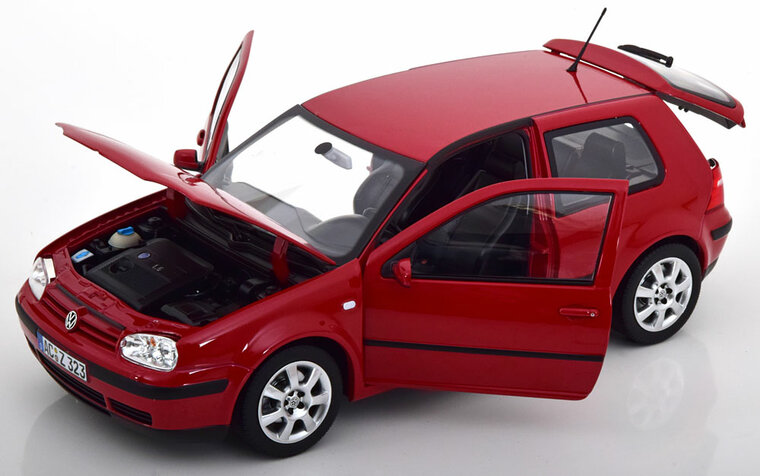 Norev 1:18 Volkswagen Golf IV 2002 rood