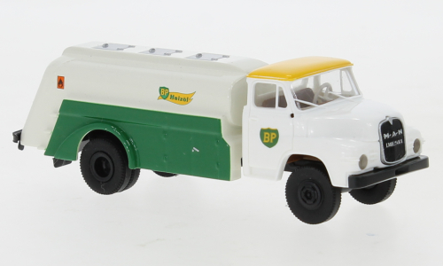 Brekina 1:87 MAN 635 Tankwagen BP 1955 wit groen