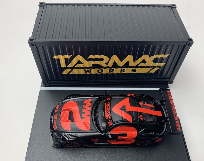 Tarmac 1:64 Mercedes Benz AMG GT3 no3 boxset incl. 4 modelautos, 6x Container, 3 figuren en accessoires Me X Like black special edition