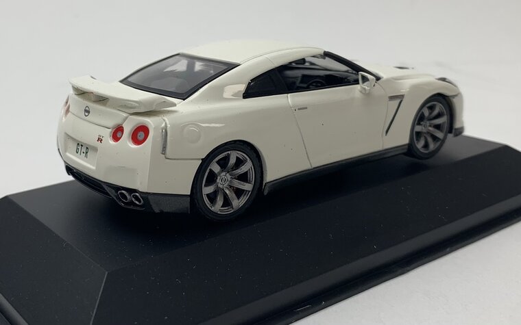 First43 1:43 Nissan GT-R ( R35) 2008 wit