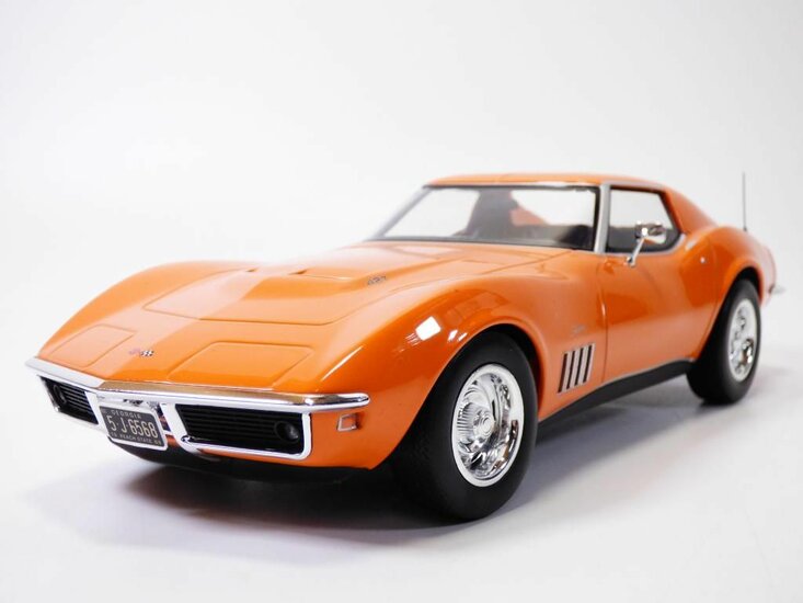 Norev 1:18 Chevrolet Corvette Coupe Stingray 1969  Monaco Orange, Limited 200 pcs