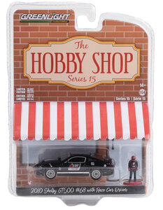 Greenlight 1:64 Shelby GT500 no 68 OPTIMA Ultimate Street Car Invitational 2010 with Race Car Driver The Hobby Shop Series 15, zwart