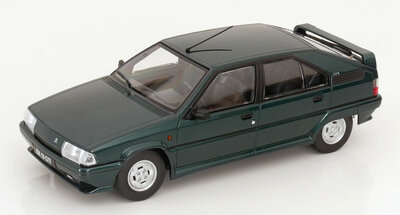 Triple9 1:18 Citroen BX GTi 1990 - green metallic