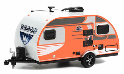 Greenlight 1:64 Winnebago Winnie Drop in orange2016, Hitched Homes series 12