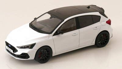 MCG 1:18 Focus ST Track Pack 2022 wit