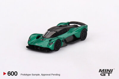 Mini GT 1:64 Aston Martin Valkyrie Aston Martin Racing Green LHD