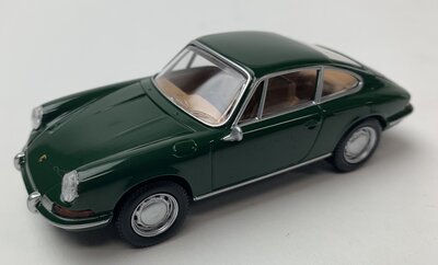 Norev 1:43 Porsche 911 1969 Irish Green Jet car