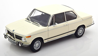 Kyosho 1:18  BMW 2002 tii, white 1972