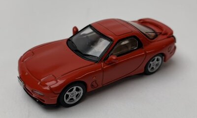 Tarmac 1:64 Mazda RX7 (FD3S) coupe rood