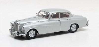 Matrix 1:43 Bentley S2 Continental Sports Saloon Hooper zilver 1959