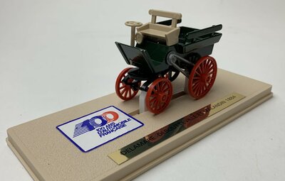 Norev 1:43 Delamare-Deboutteville and Malandin 1884 1st french petrol car