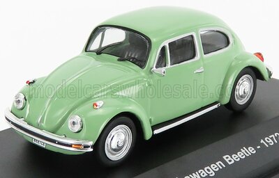 Atlas 1:43 Volkswagen Beetle 1972 groen in vitrine