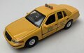 Welly 1:38  Ford Crown Victoria "Taxi New York"  yellow