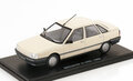 Atlas 1:24 Renault 21 GTS cream 1986 in blister verpakking