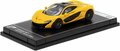 Poster Cars 1:64 McLaren P1 Volcano Yellow Hypercar League Collection No.3 in vitrine