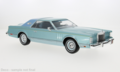 MCG 1:18 Lincoln Continental Mark V 1978 lichtblauw. Verwacht