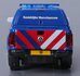 Bburago 1:43 Volkswagen Amarok Koninklijke Marechaussee blauw in window-box_