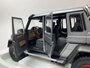 Autoart 1:18 Mercedes G63 AMG 6x6 2013 designo platinum magno_