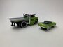 Maisto 1:64 Chevrolet C60 flatbed 1966 met Chevrolet EL Camino 1959 - Muscle Transport model no 7 groen_