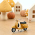 Norev 1:18 Vespa 50 R 1969 Positano Yellow. Levering februari_